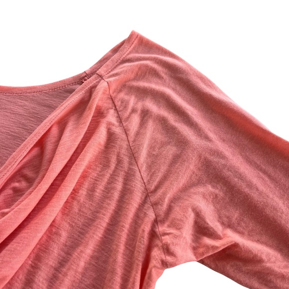 Fabletics Women's Med. Coral Flamingo Twist Switch Back Long Sleeve Tee Athletic - Picture 5 of 16